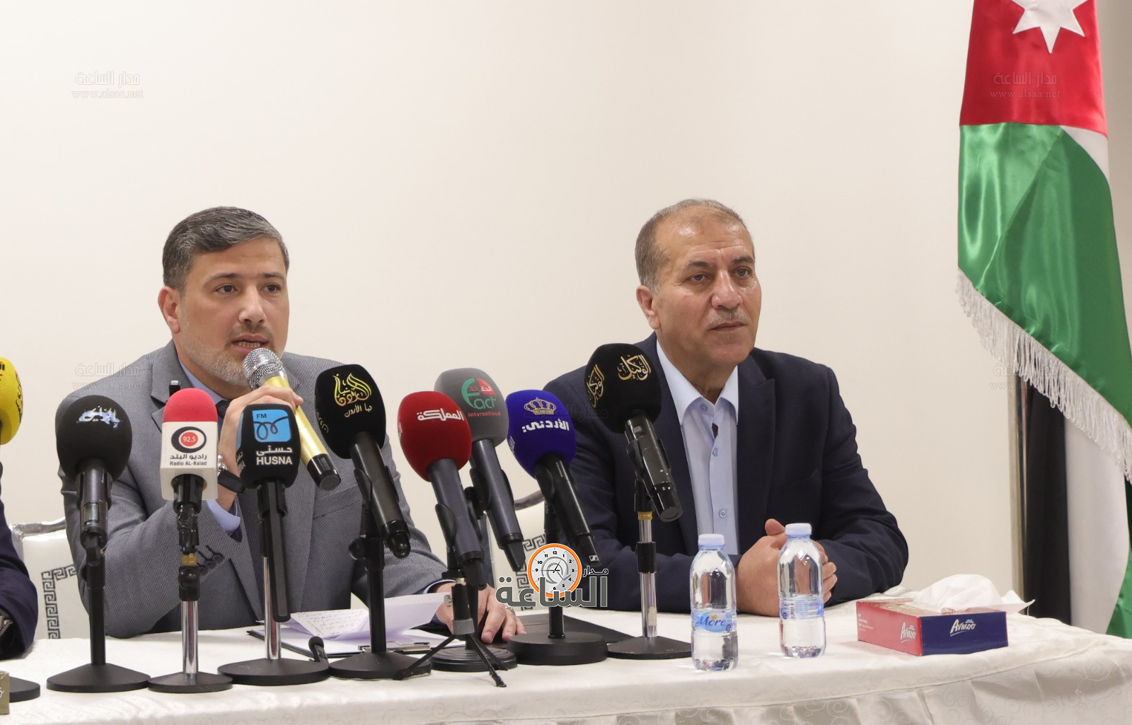 Madar Al-Saa Images 0.1680230832590427