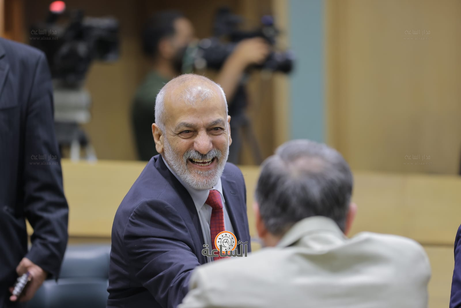 Madar Al-Saa Images 0.7714768042225139