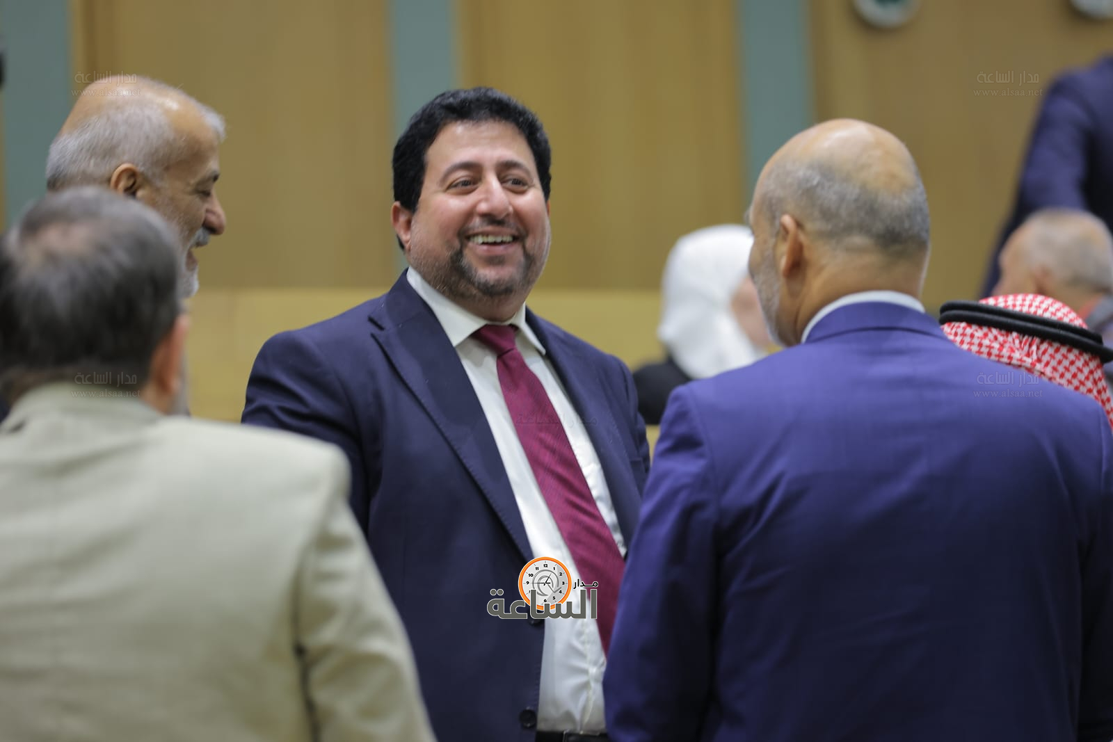 Madar Al-Saa Images 0.5540552787311819