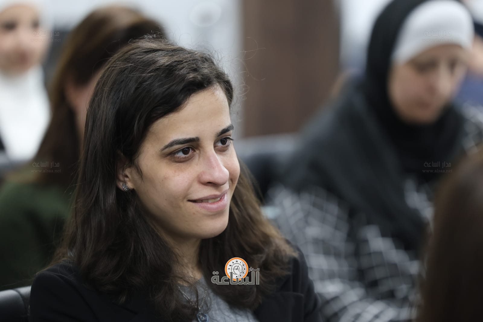 Madar Al-Saa Images 0.6427047969259237