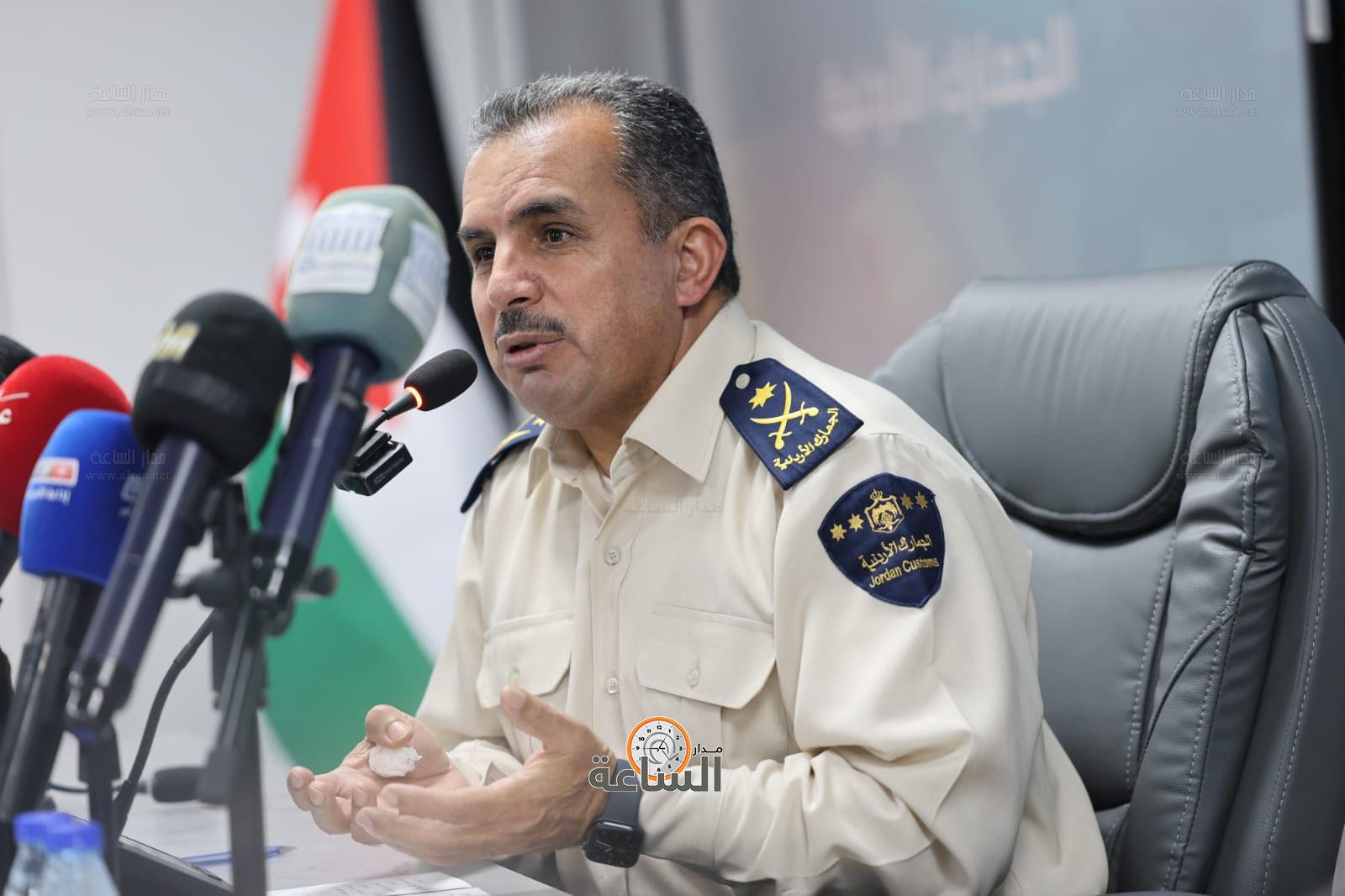 Madar Al-Saa Images 0.4510161311265607