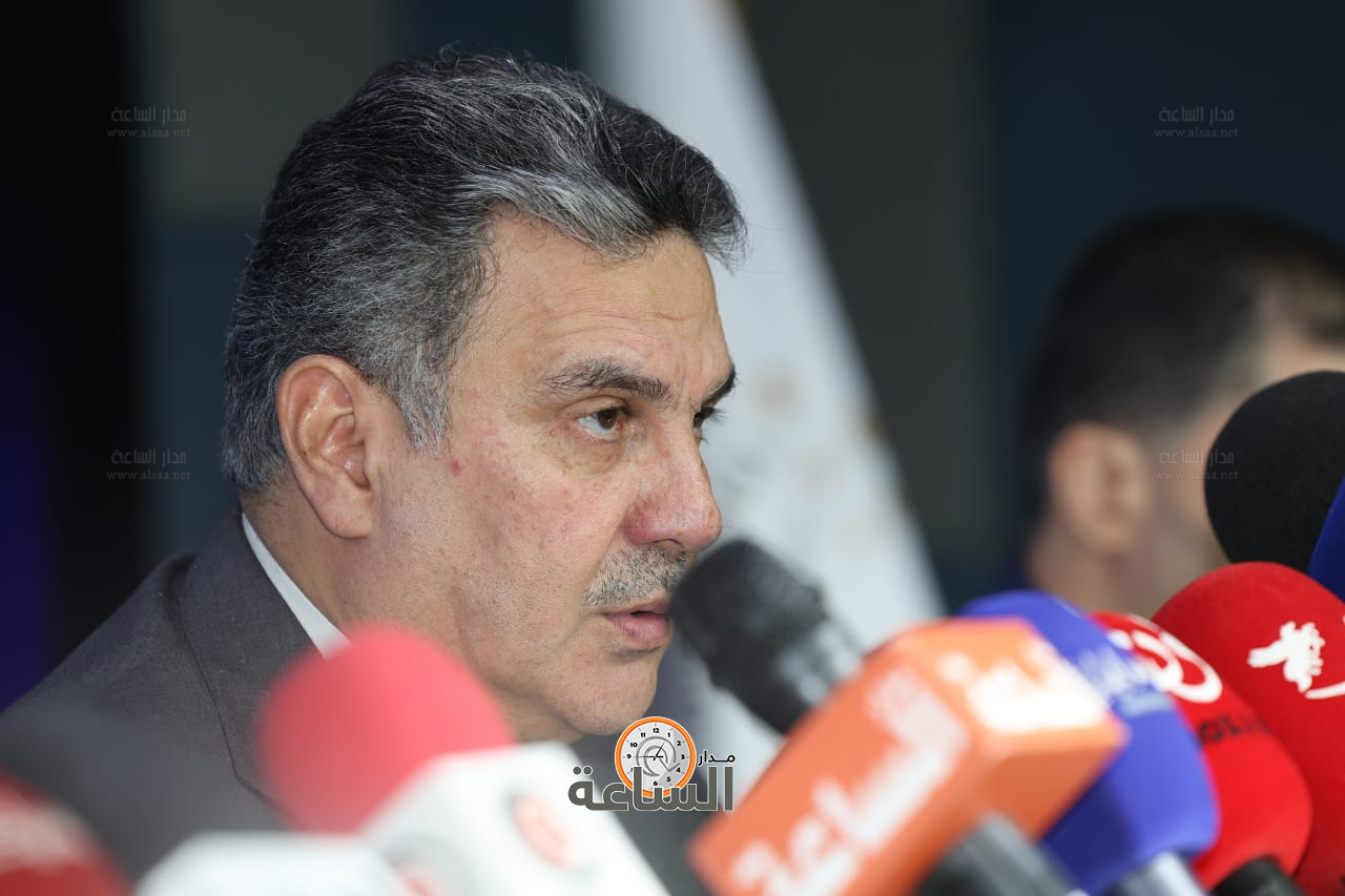 Madar Al-Saa Images 0.8816430489267567