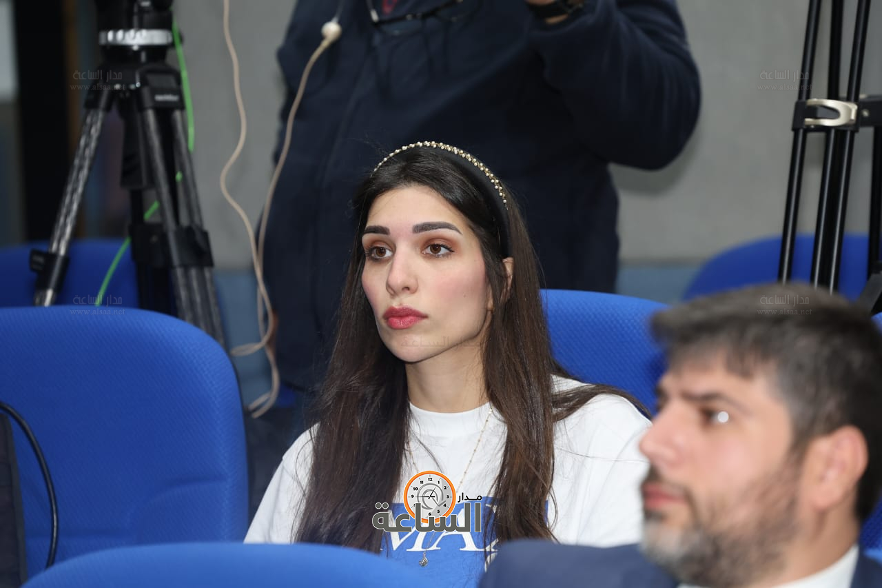 Madar Al-Saa Images 0.47990348831569685