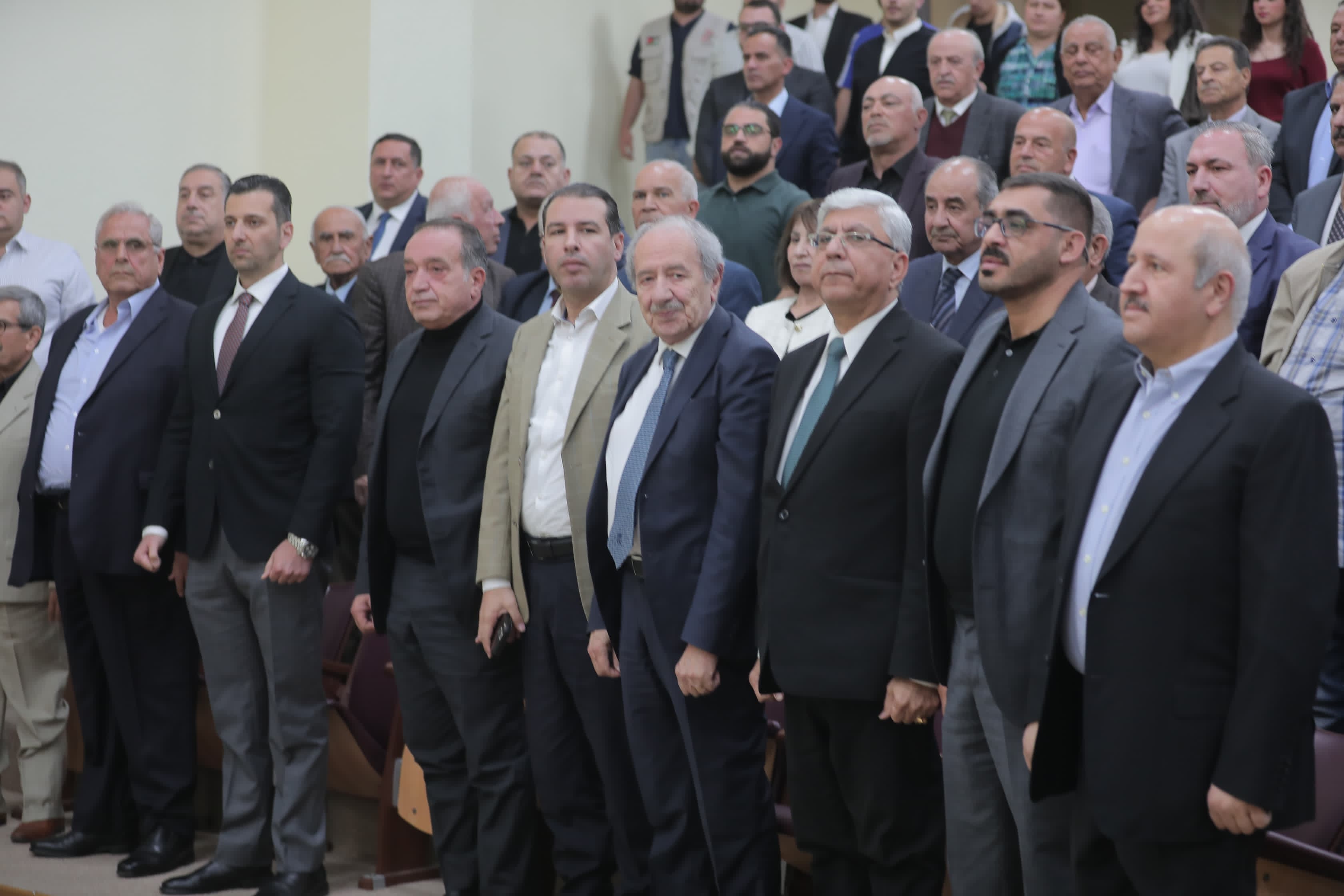 Madar Al-Saa Images 0.10412457753762816