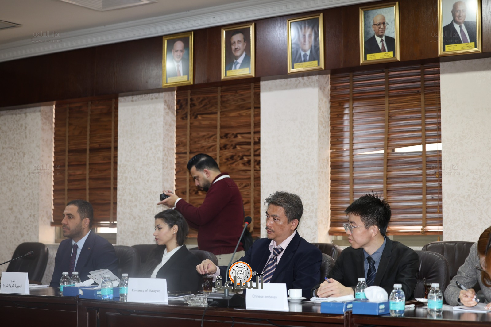 Madar Al-Saa Images 0.24693516549974104