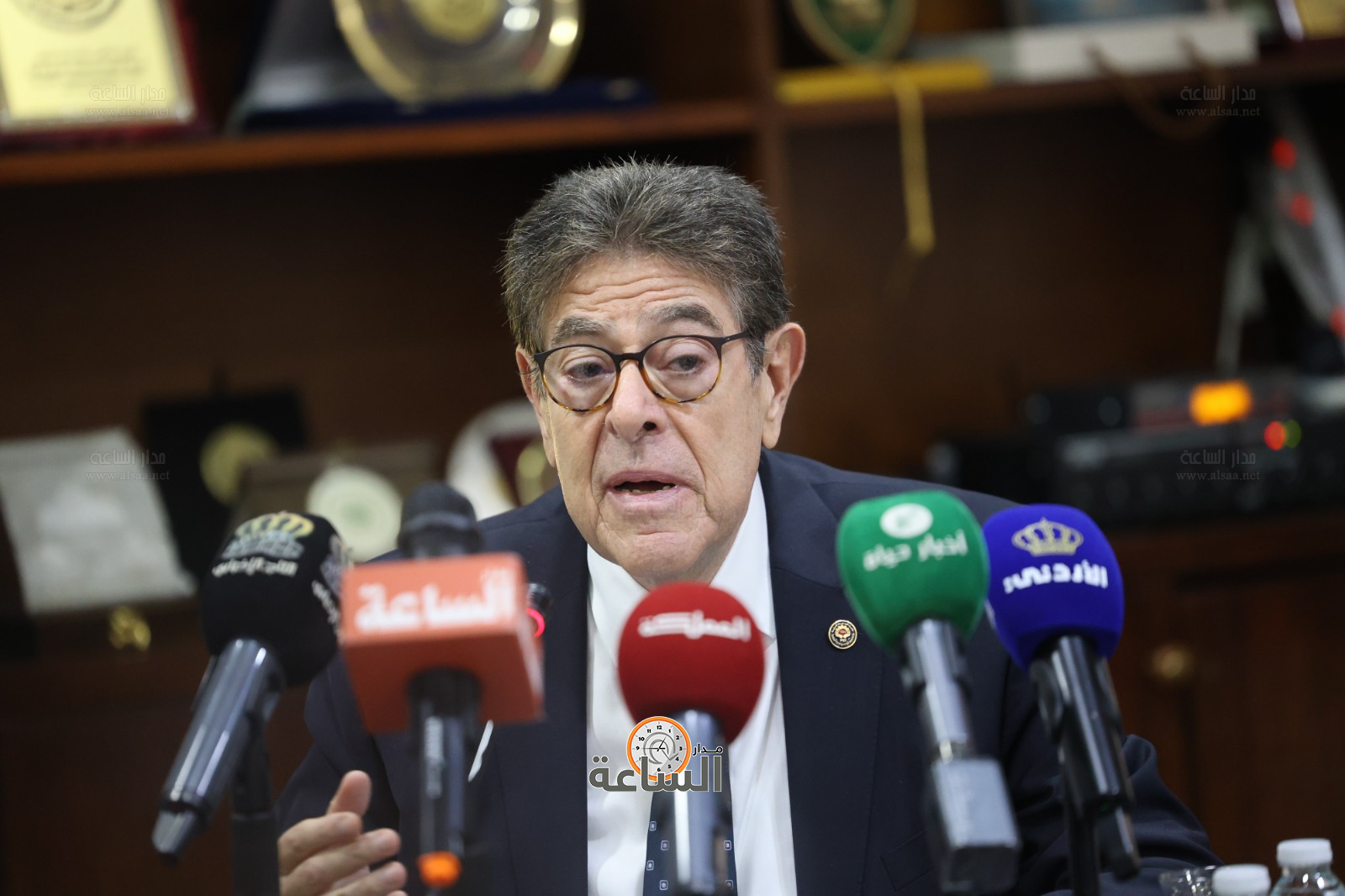 Madar Al-Saa Images 0.370527070632507