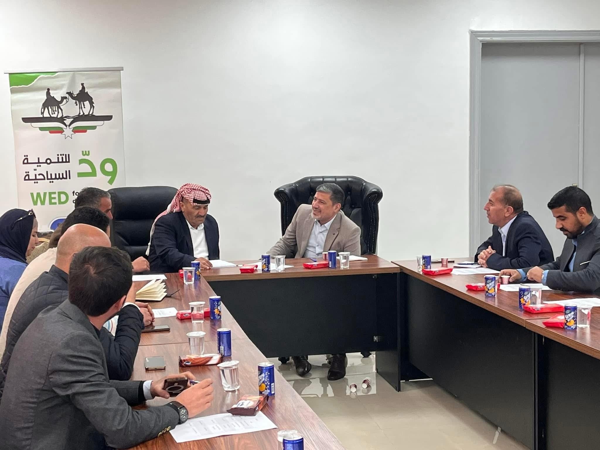 Madar Al-Saa Images 0.2631590415000773