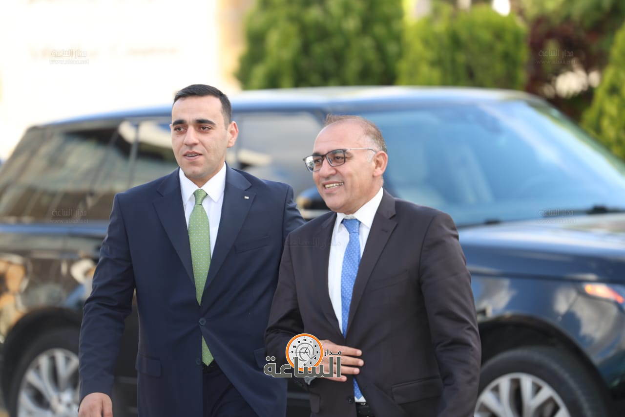 Madar Al-Saa Images 0.1066370623447993