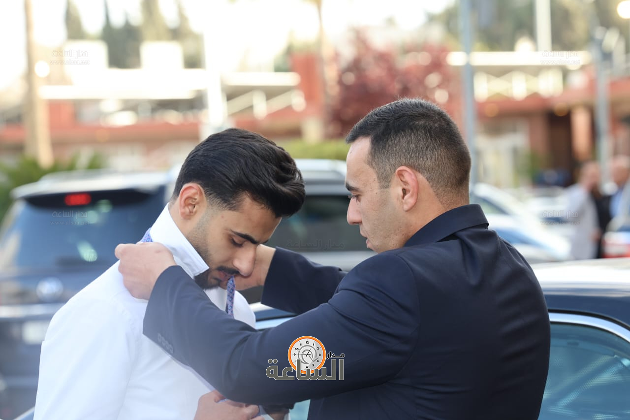 Madar Al-Saa Images 0.875450613932612