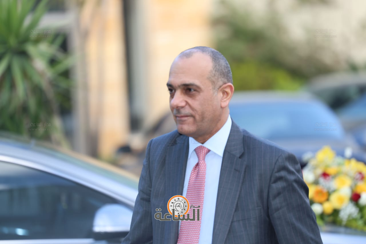 Madar Al-Saa Images 0.4801717342258125