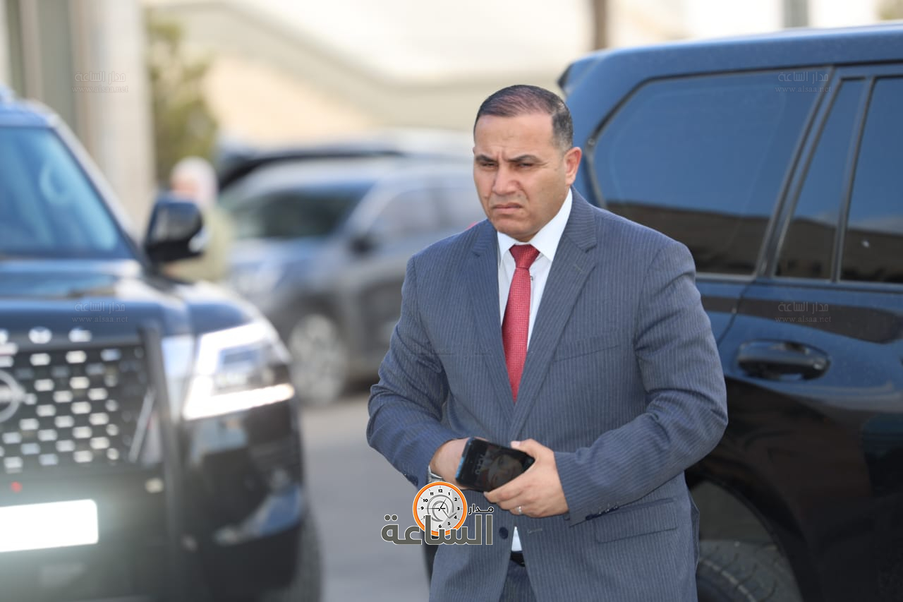 Madar Al-Saa Images 0.975867867987541