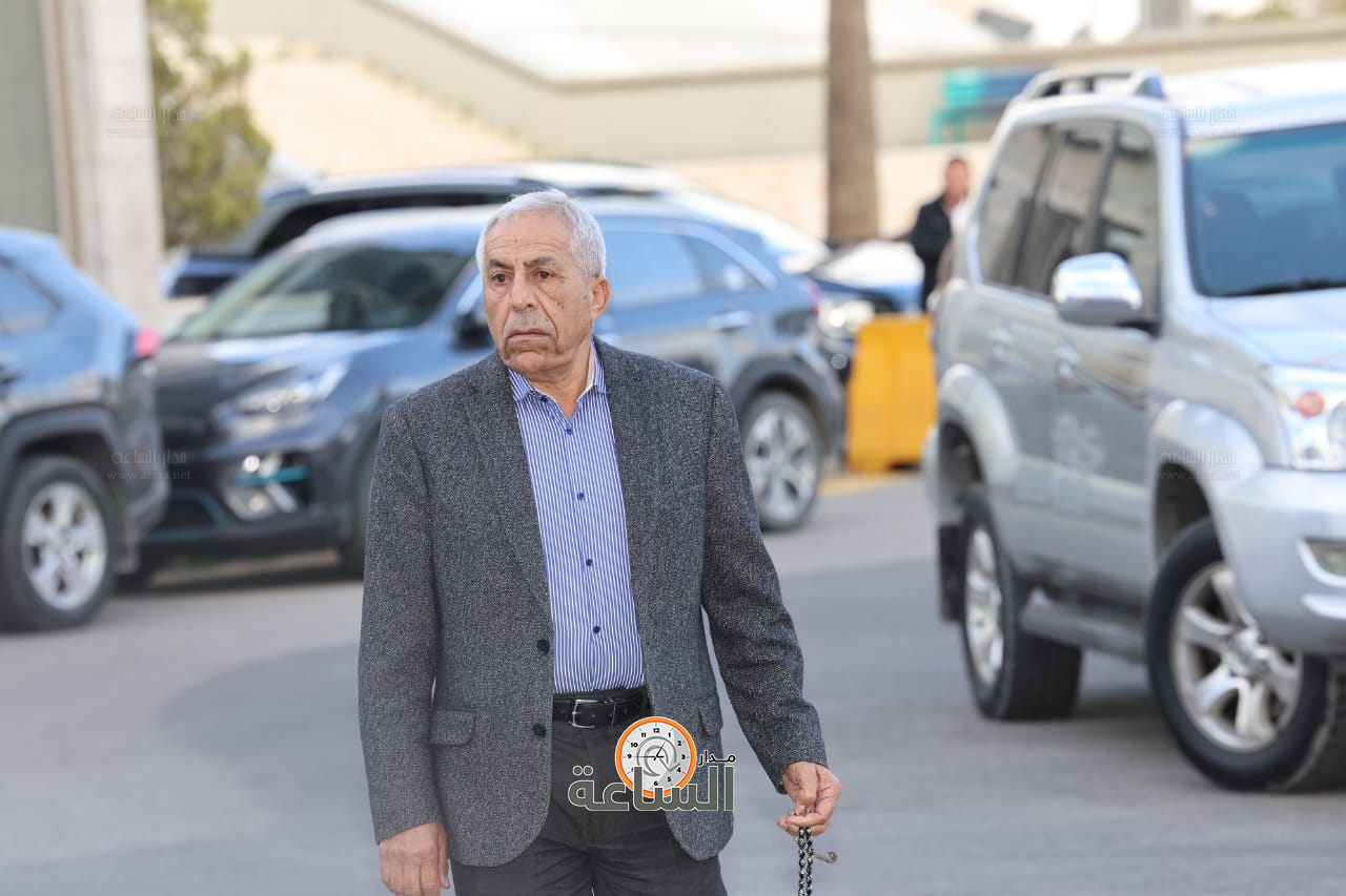 Madar Al-Saa Images 0.46282057087241