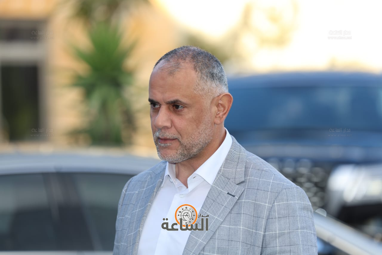 Madar Al-Saa Images 0.9139799579492002