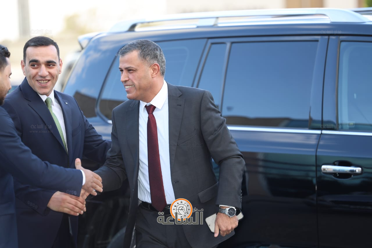 Madar Al-Saa Images 0.8317227248340477