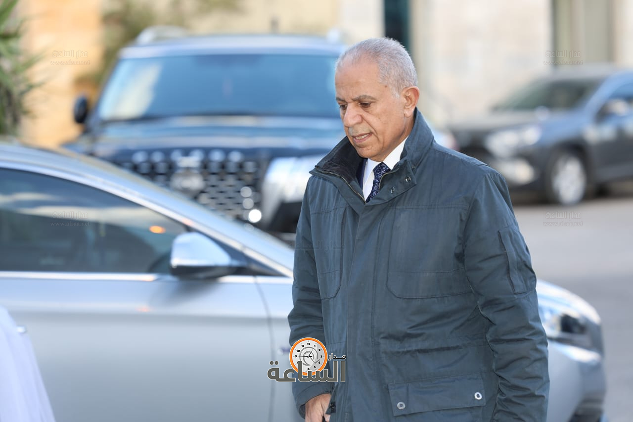 Madar Al-Saa Images 0.12307098084109636