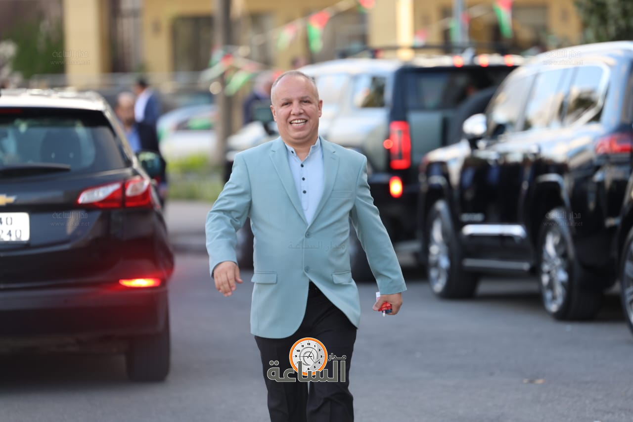 Madar Al-Saa Images 0.8706718414095403