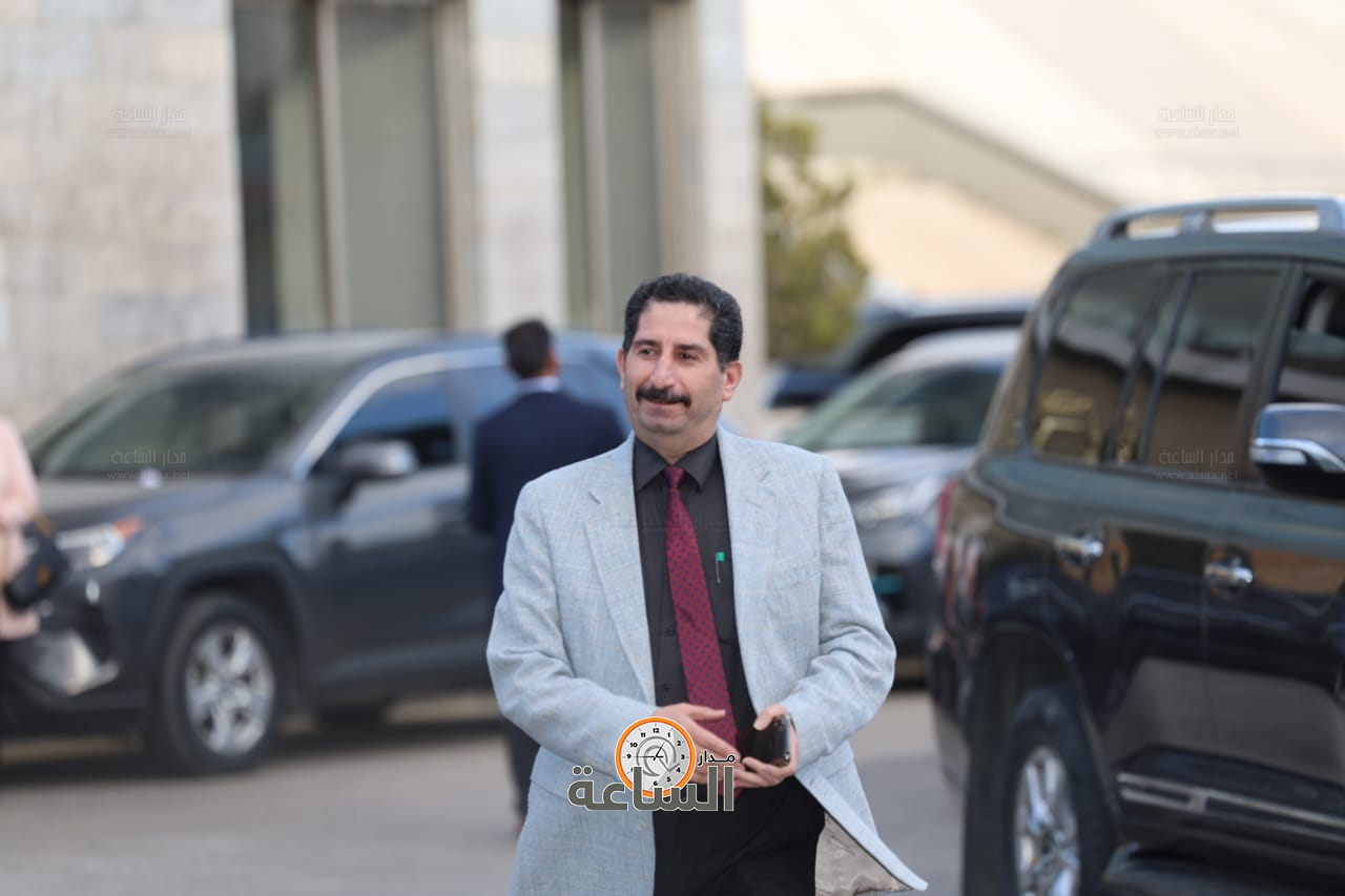 Madar Al-Saa Images 0.24956291160835942