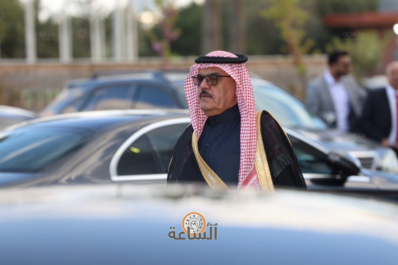 Madar Al-Saa Images 0.7727734835664153