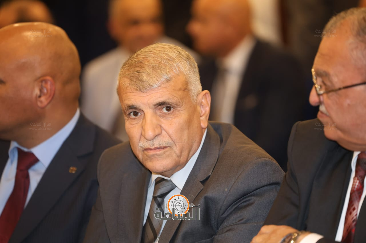 Madar Al-Saa Images 0.341945324486592