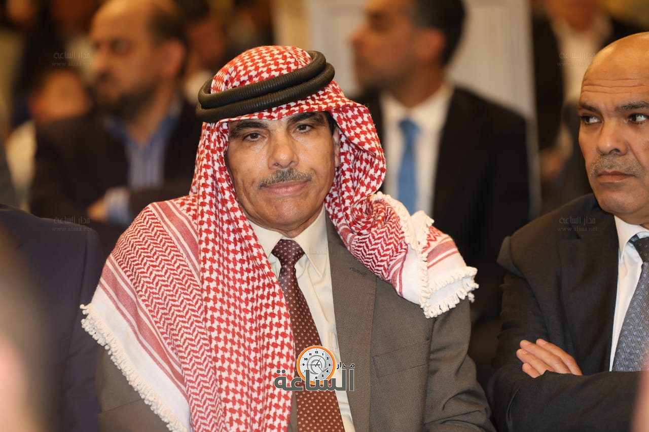 Madar Al-Saa Images 0.4909453413780055