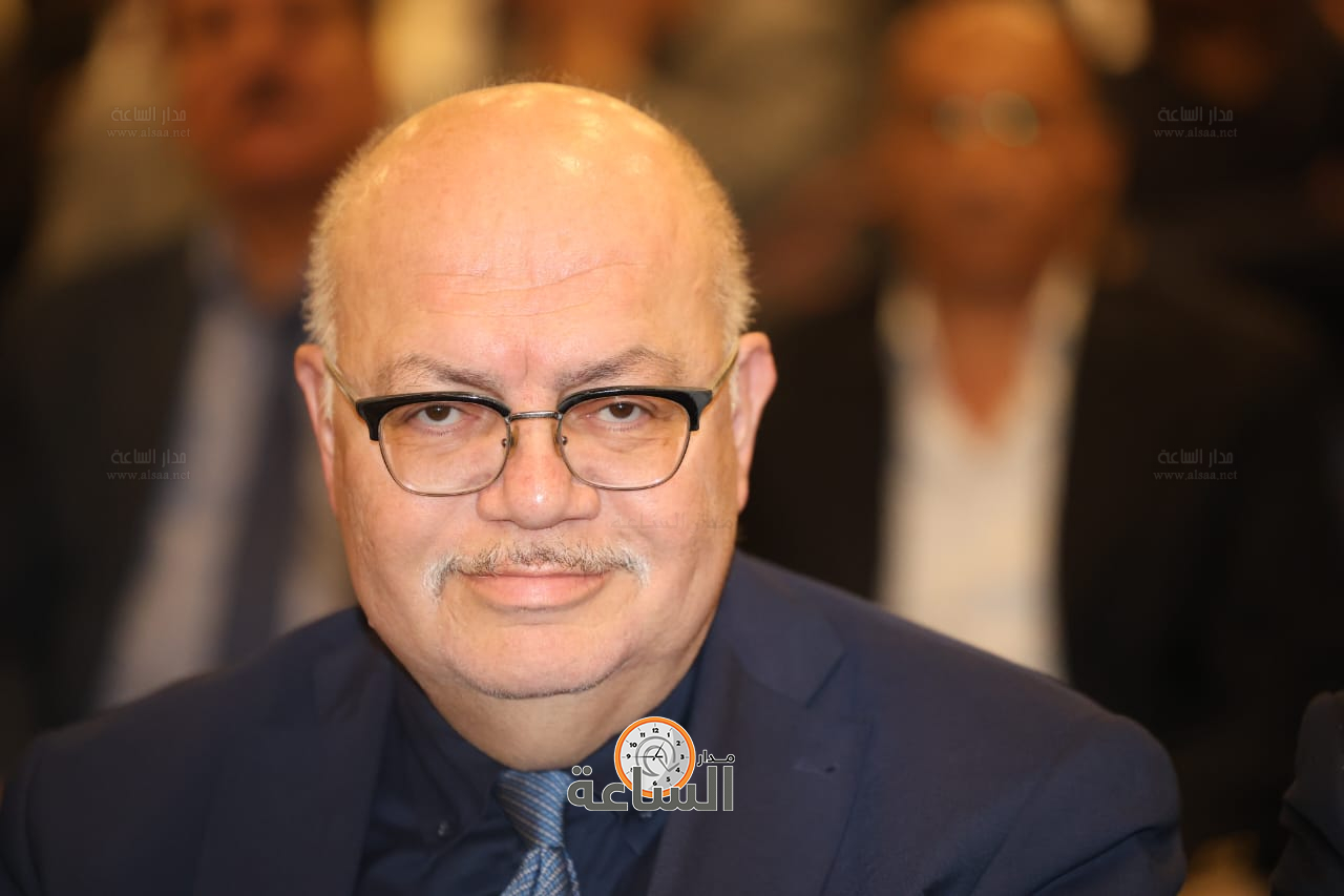 Madar Al-Saa Images 0.39161713194945513