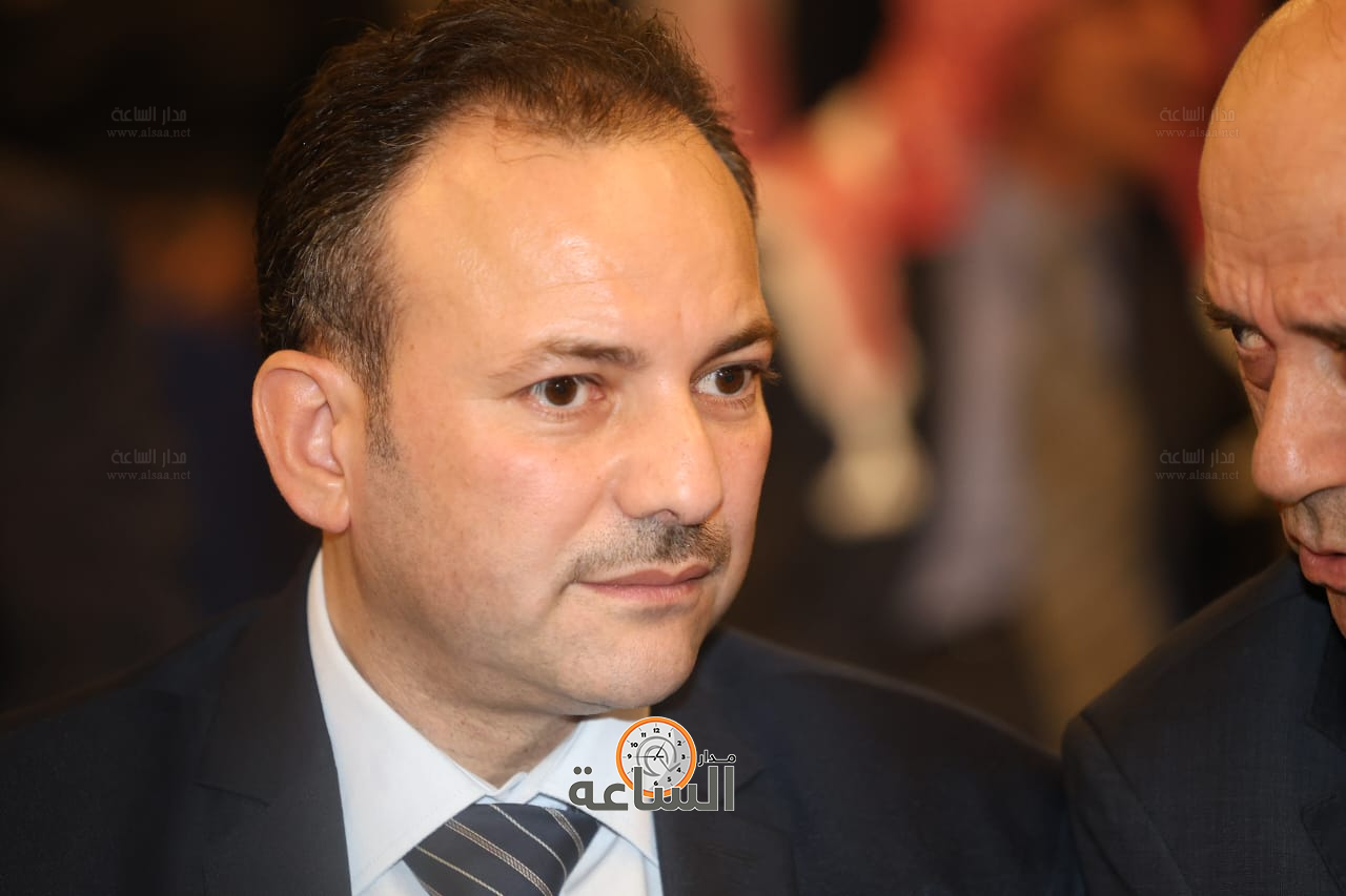 Madar Al-Saa Images 0.7388623511921847