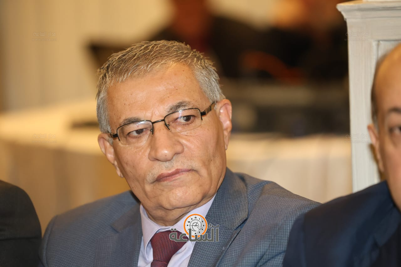 Madar Al-Saa Images 0.2650644342590992