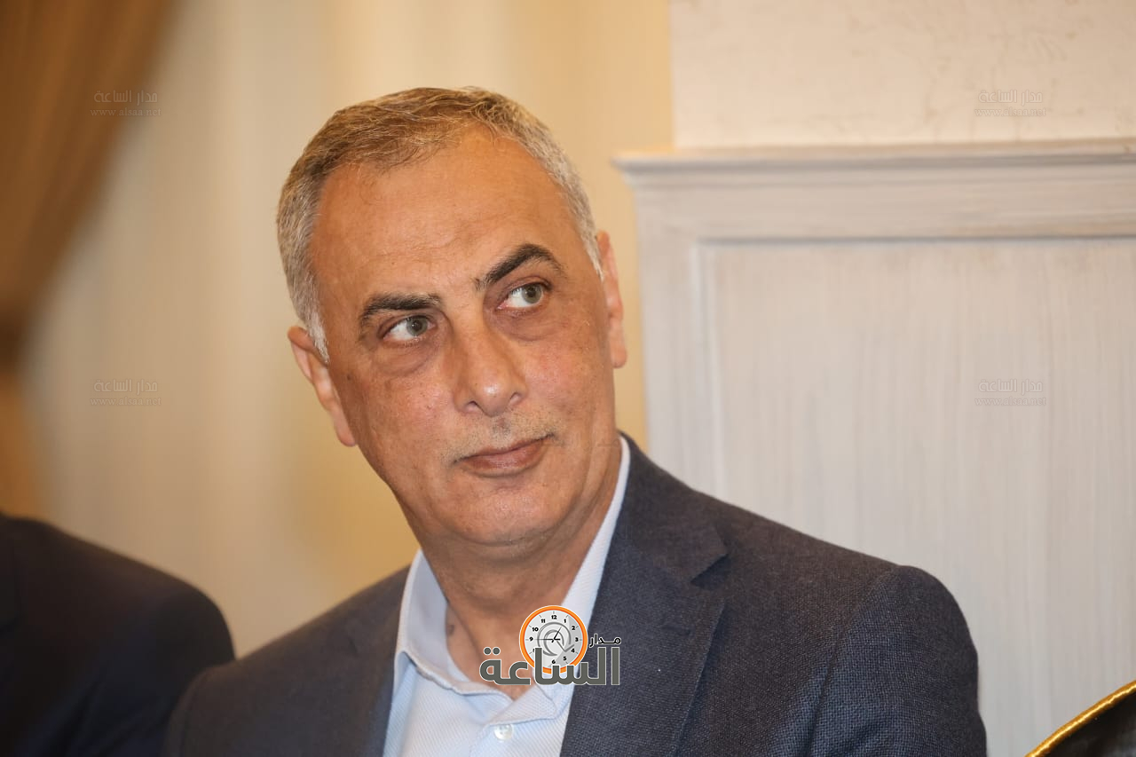 Madar Al-Saa Images 0.42677292949496415