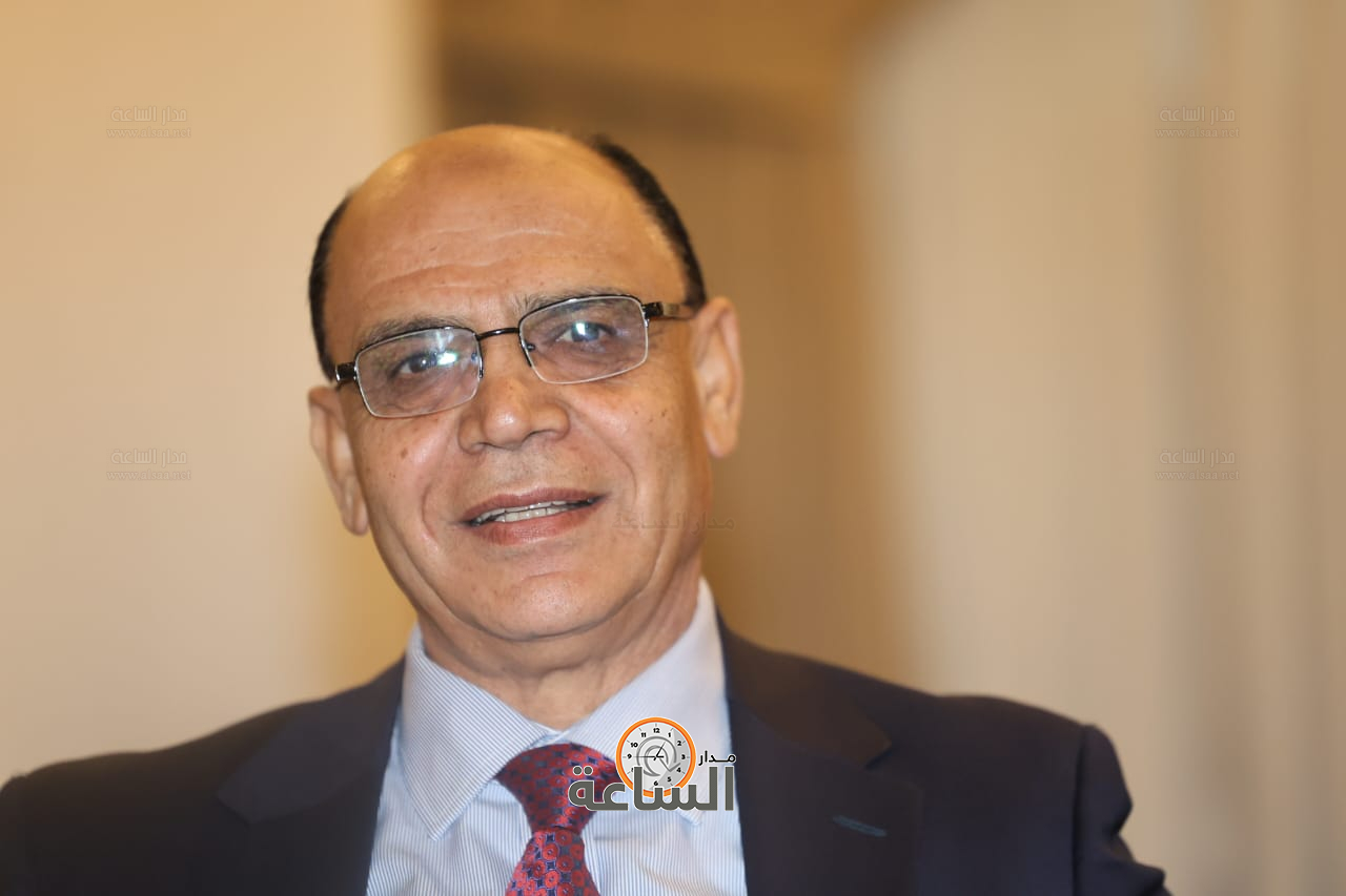 Madar Al-Saa Images 0.6239398855116163