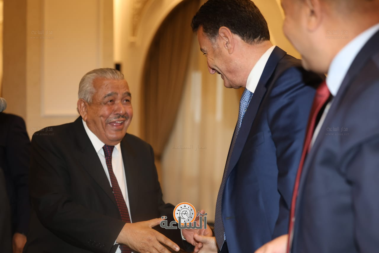 Madar Al-Saa Images 0.019195754339556892