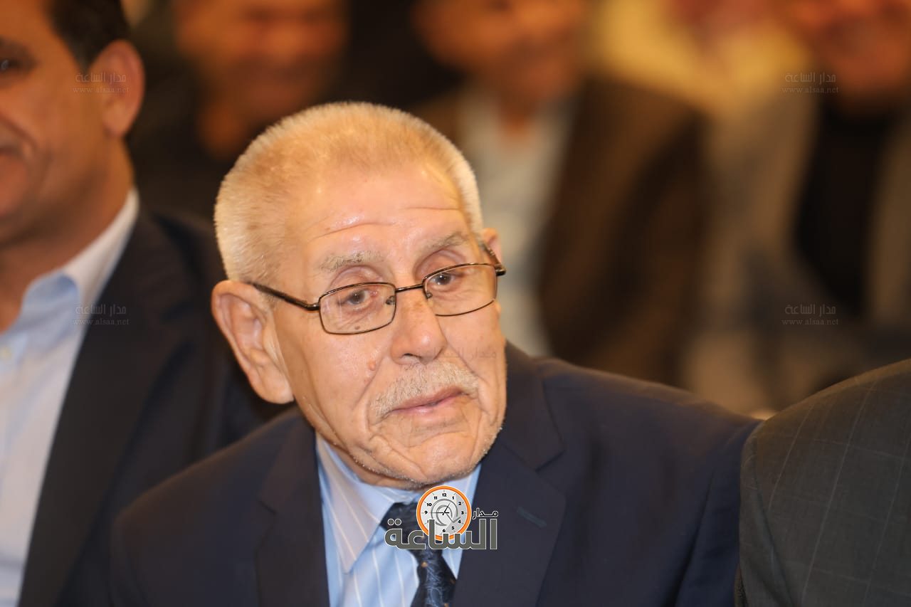 Madar Al-Saa Images 0.9583797370266801