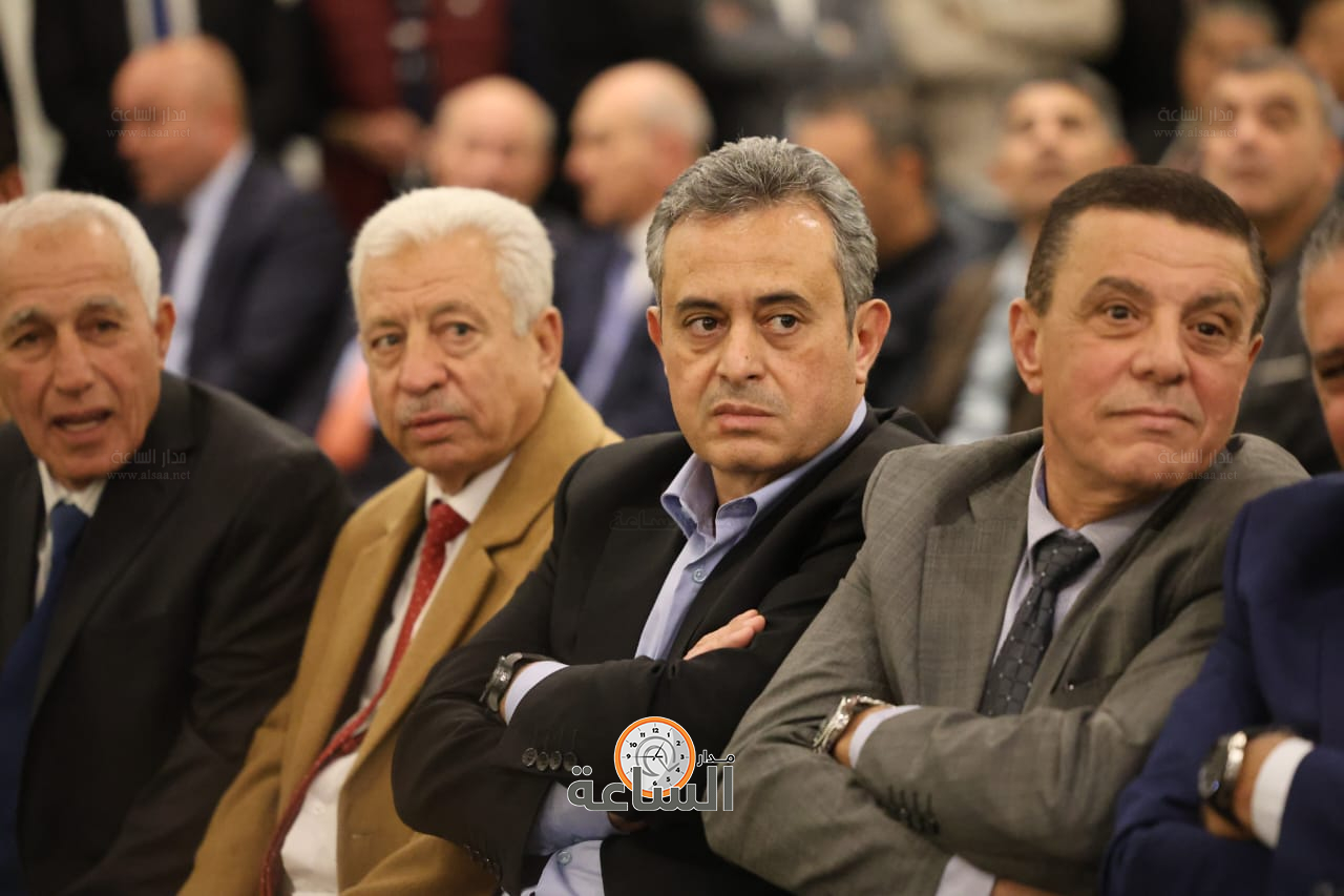 Madar Al-Saa Images 0.47987541555742685