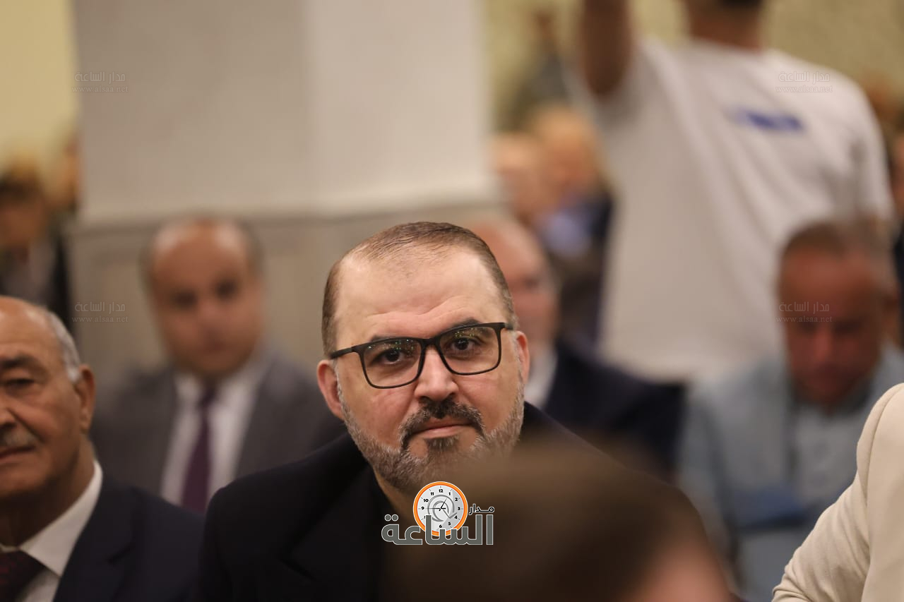 Madar Al-Saa Images 0.35321378226526434