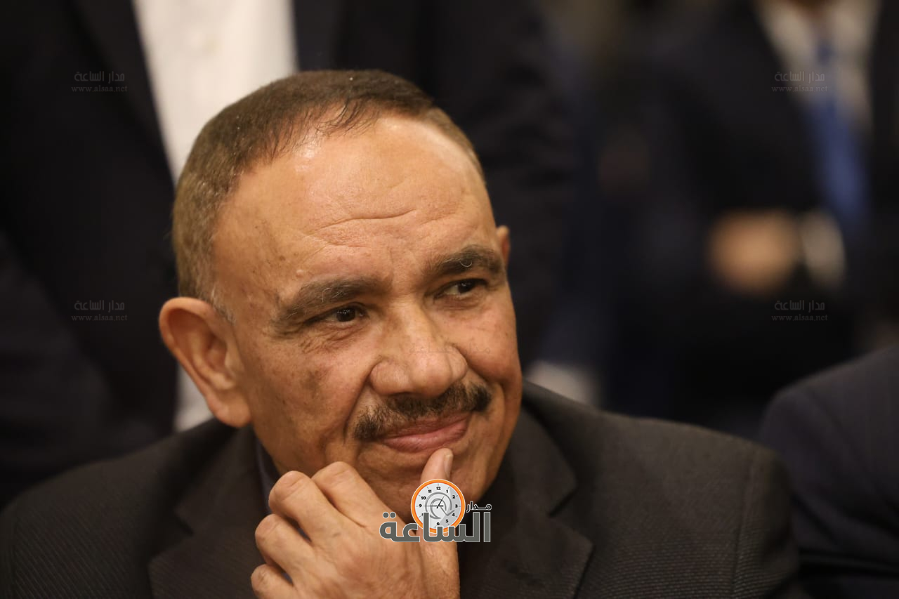 Madar Al-Saa Images 0.24120156224506706