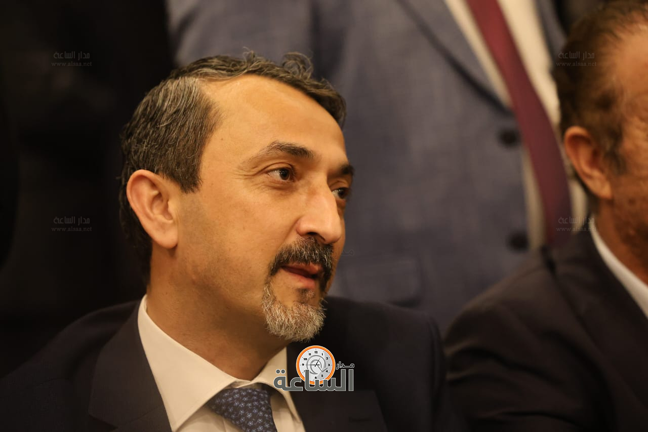 Madar Al-Saa Images 0.7723954362176116