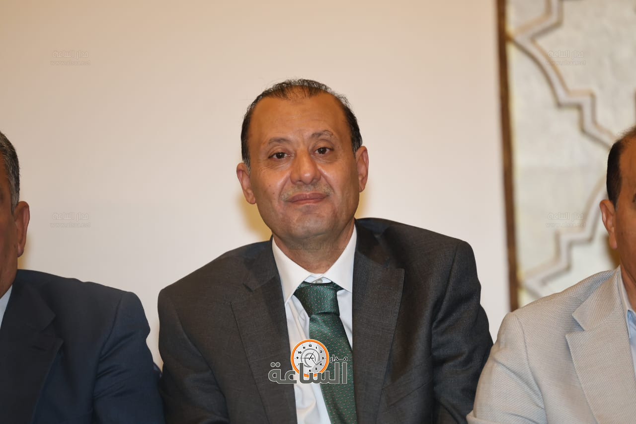 Madar Al-Saa Images 0.3075489431677916