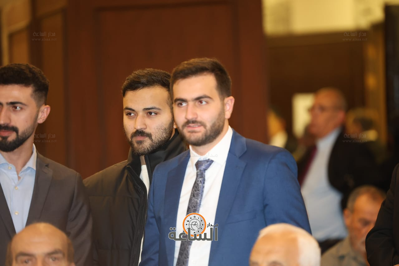 Madar Al-Saa Images 0.4105943578704534