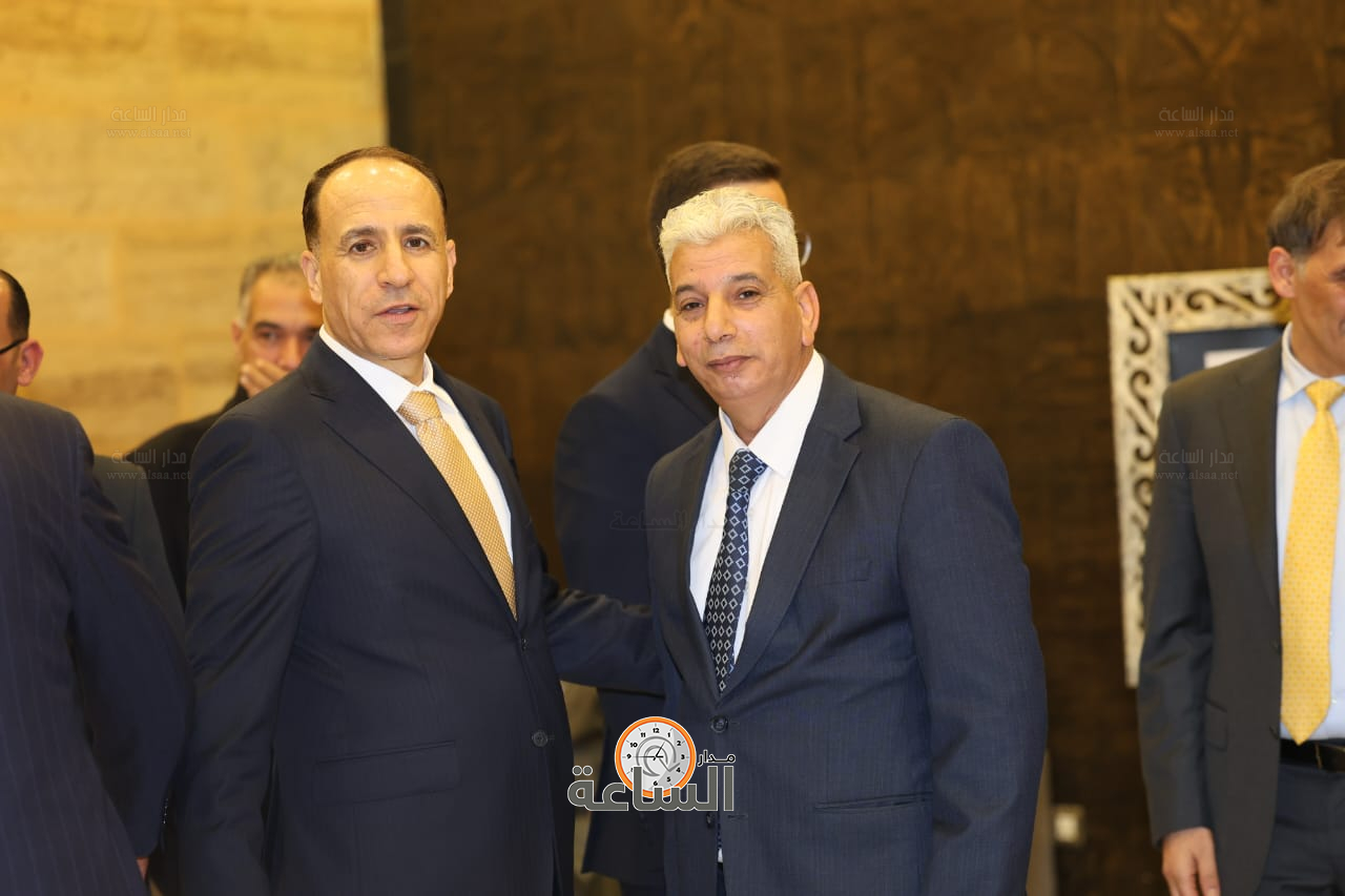 Madar Al-Saa Images 0.8444896554632925