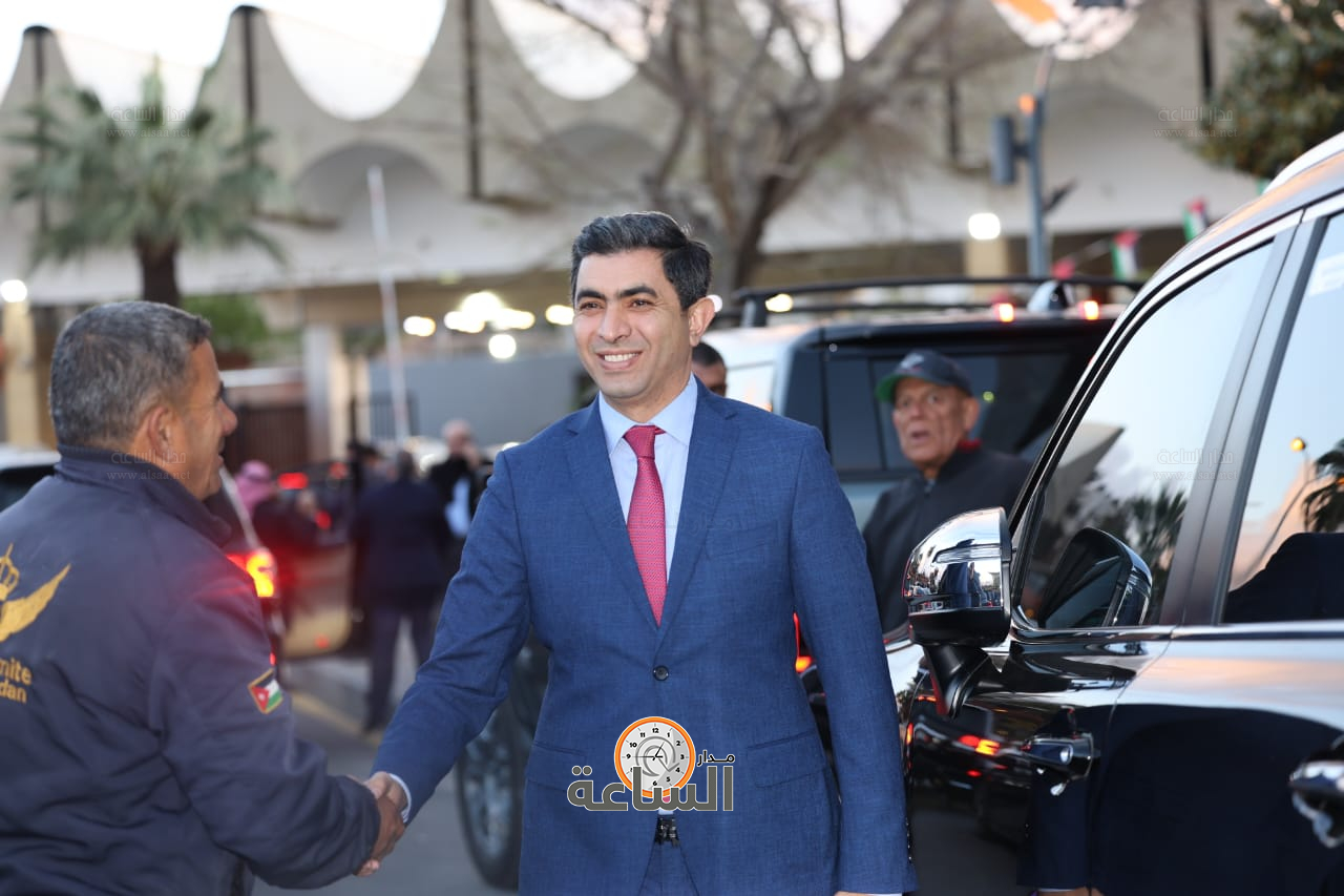 Madar Al-Saa Images 0.7537468411101849