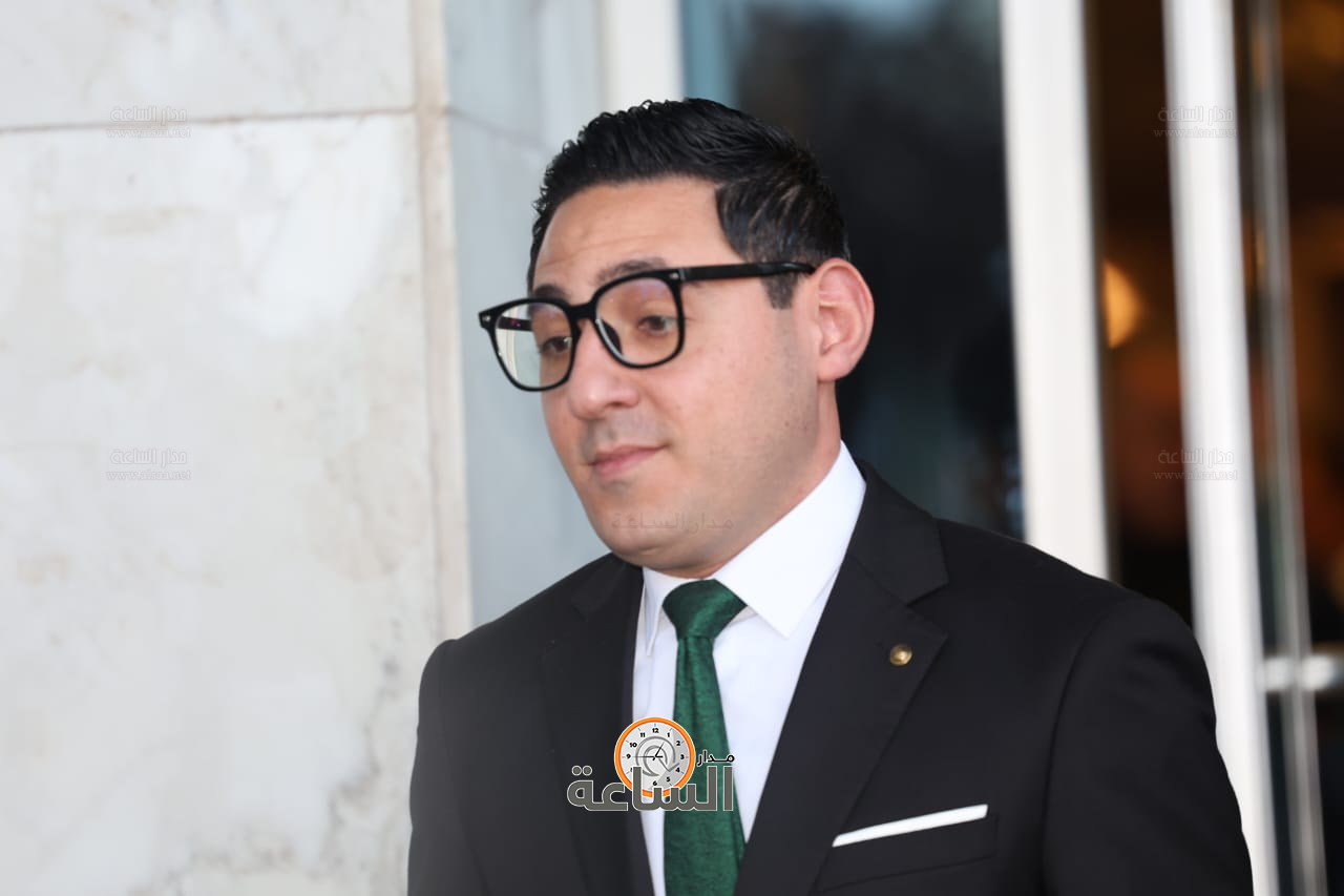 Madar Al-Saa Images 0.5946733141987154