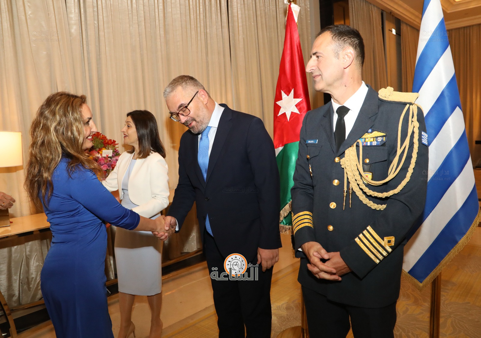 Madar Al-Saa Images 0.0035309182552483165