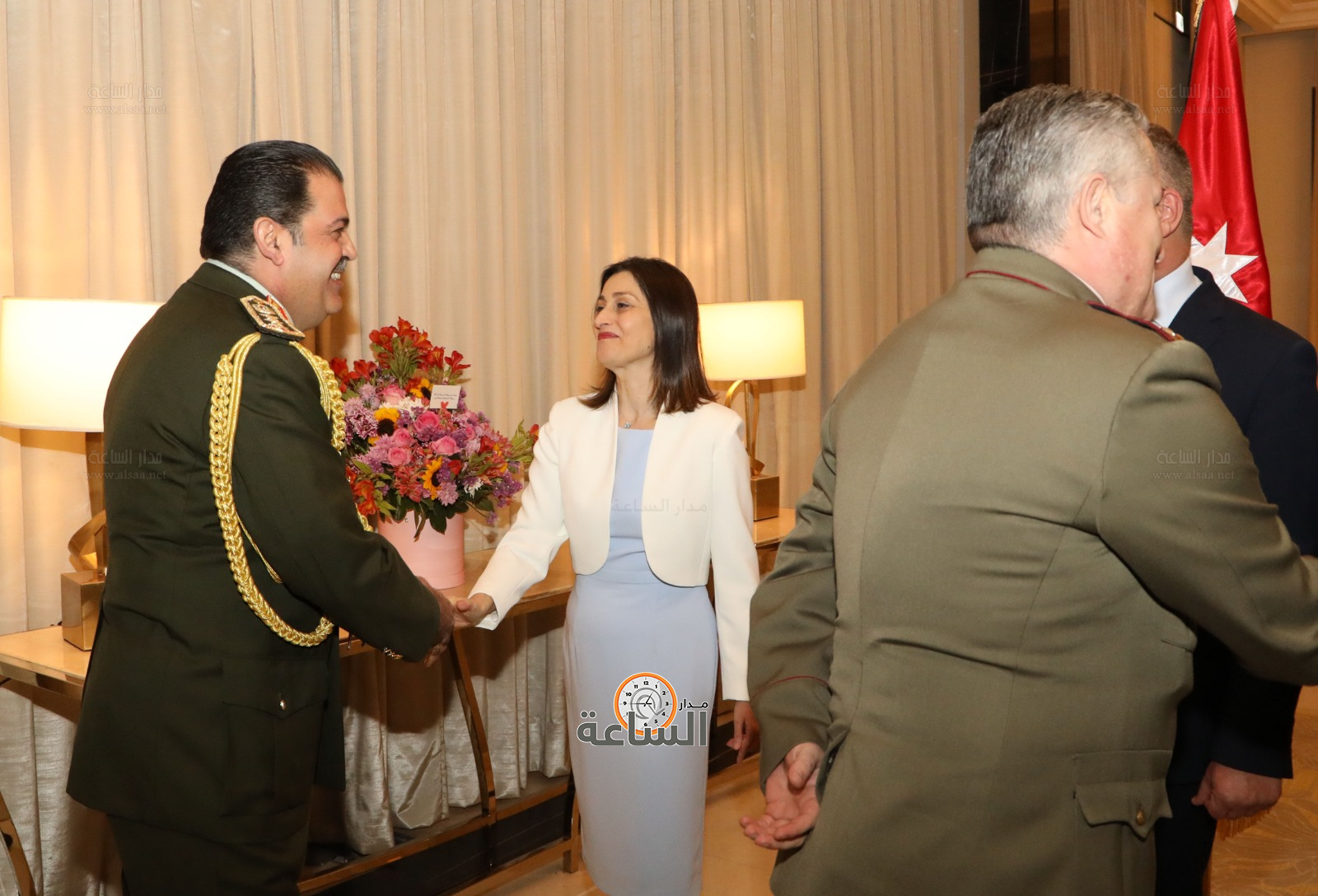 Madar Al-Saa Images 0.8423043230944863