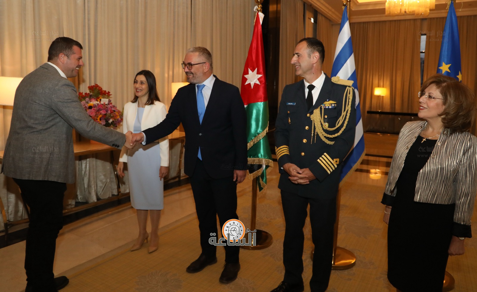 Madar Al-Saa Images 0.45129696113177886