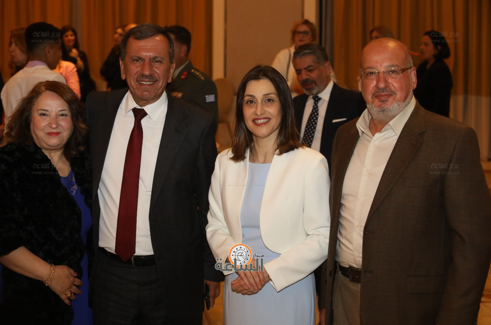 Madar Al-Saa Images 0.4106363496302784