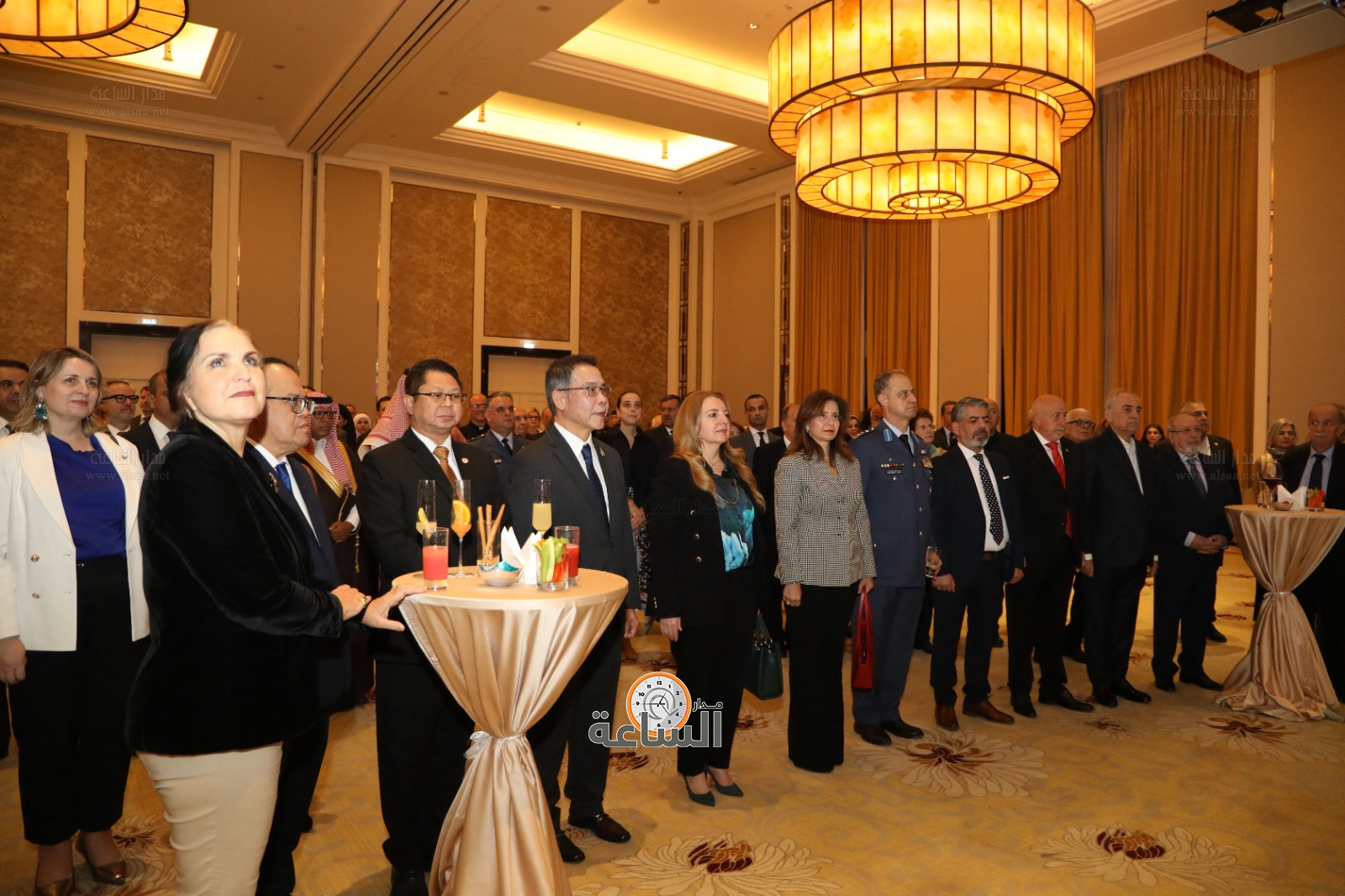 Madar Al-Saa Images 0.5748523354251193