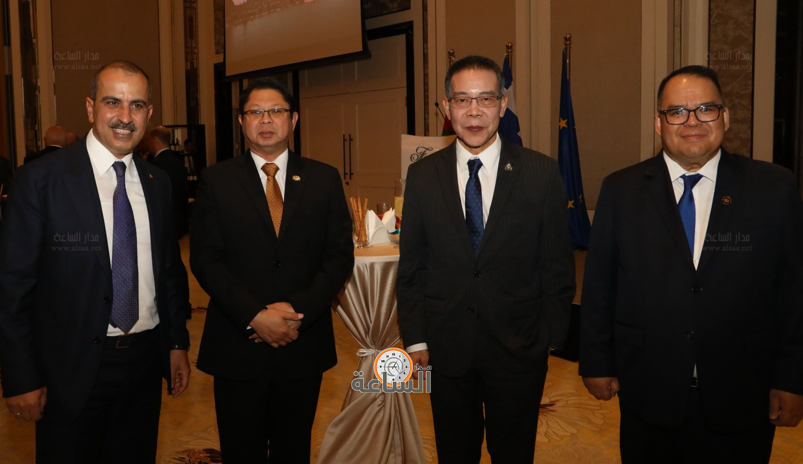 Madar Al-Saa Images 0.0009852659979173728