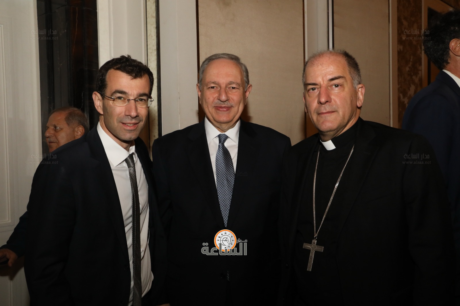 Madar Al-Saa Images 0.7759420493205277