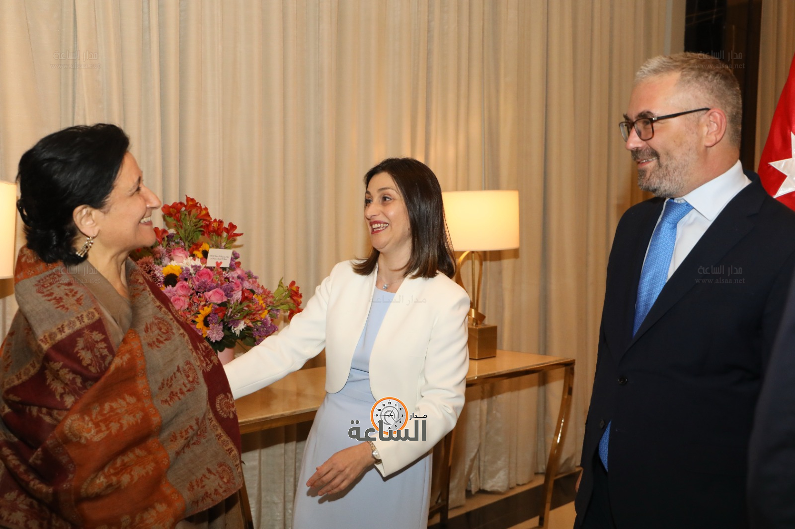 Madar Al-Saa Images 0.0014996873186537973