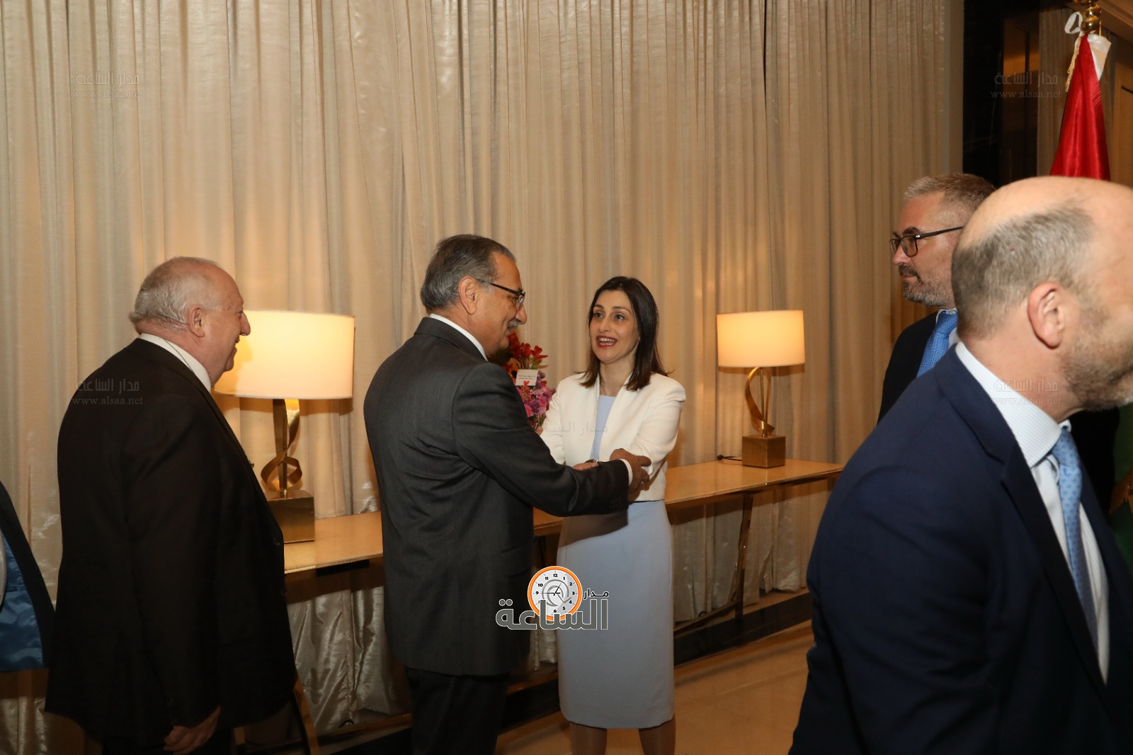 Madar Al-Saa Images 0.8097999160931505