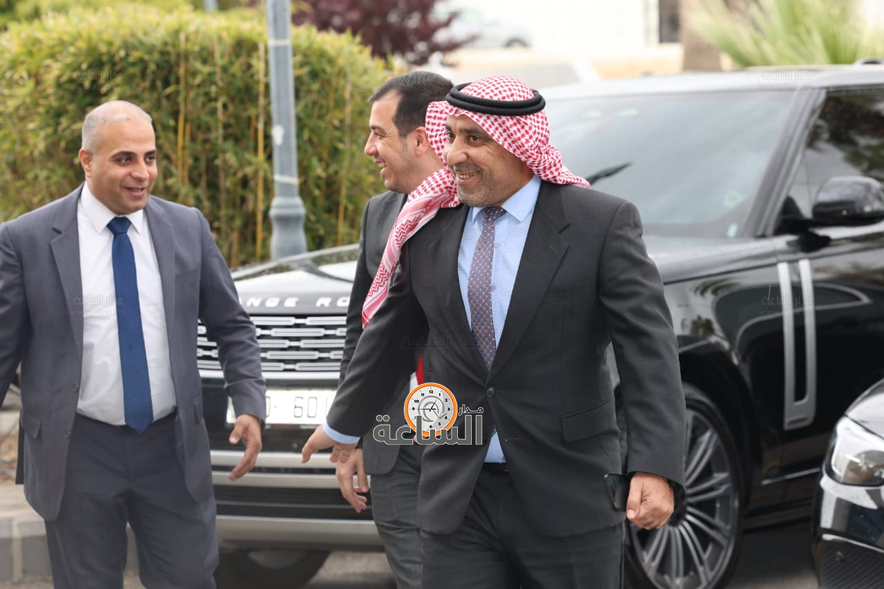 Madar Al-Saa Images 0.7709471801665785